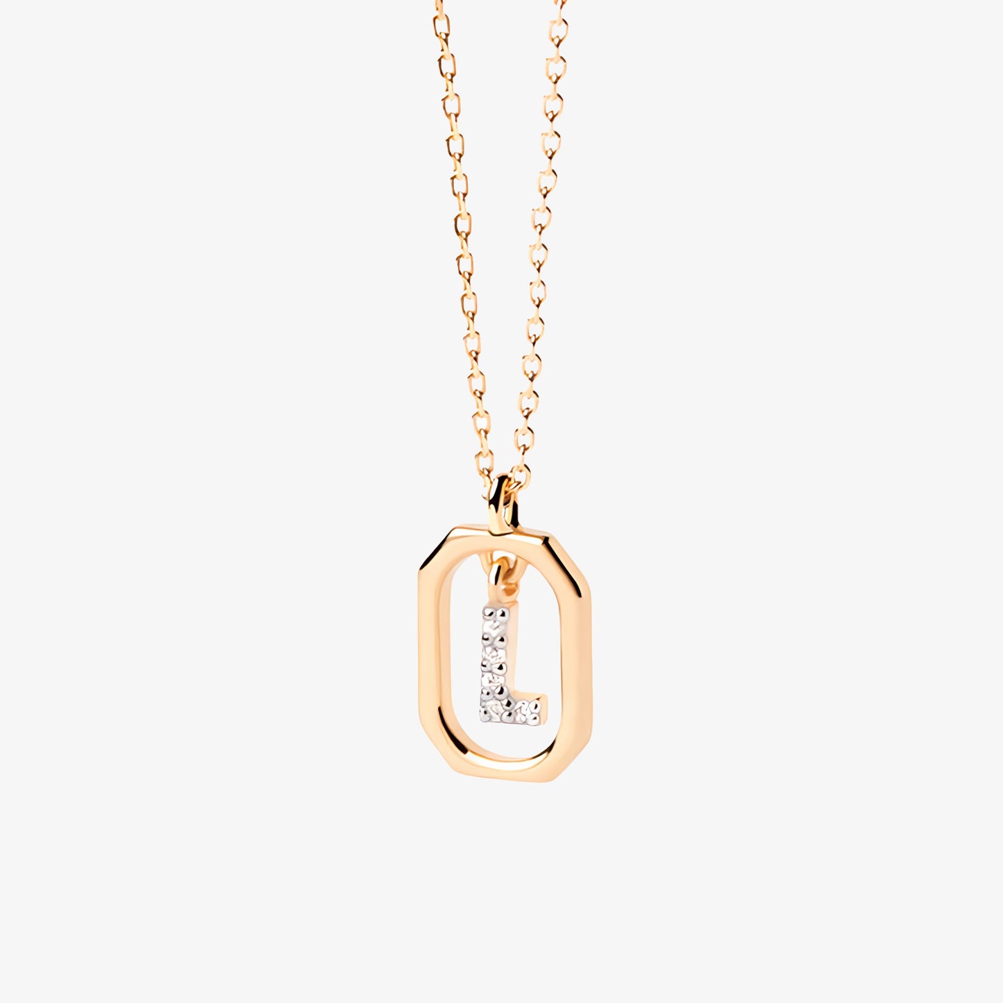 COLLAR DEVA. Collar personalizado con inicial mini en Plata de Ley 925 bañada en oro de 18K y circonitas blancas