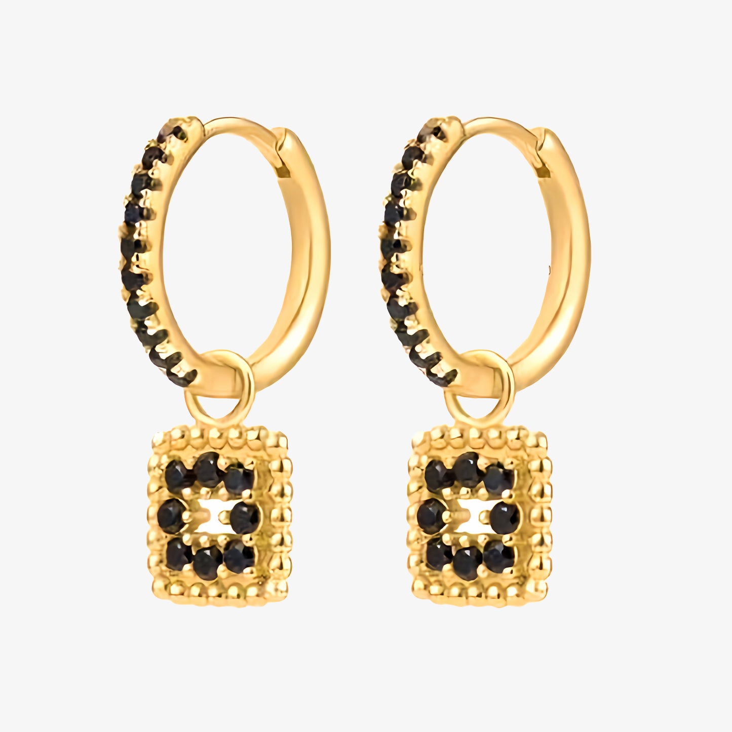 PENDIENTES FERNANDA. Aros en Plata de Ley 925 bañada en oro con circonitas en color negro