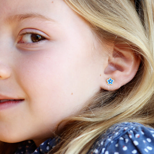 PENDIENTES NADIA. Pendiente de Plata de Ley 925 con forma de margarita esmaltada en color azul