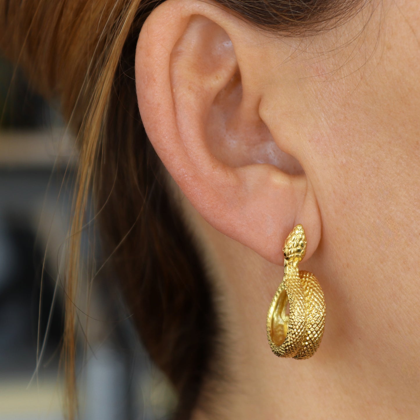 PENDIENTES XANA. Pendientes de cobre bañados en oro de 18k