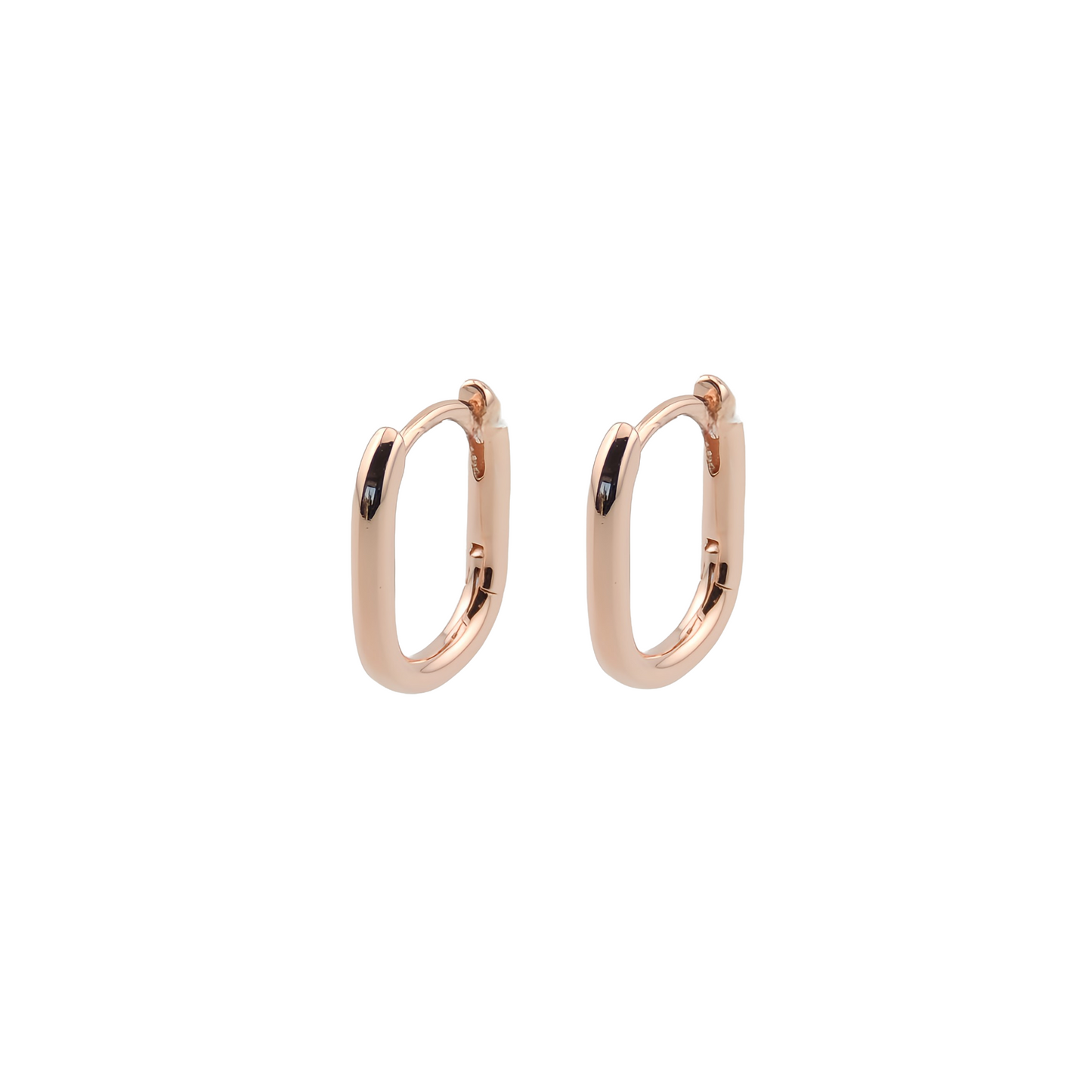 PENDIENTES CARMELA. Aros con forma ovalada de Plata de Ley 925 bañados en oro rosa