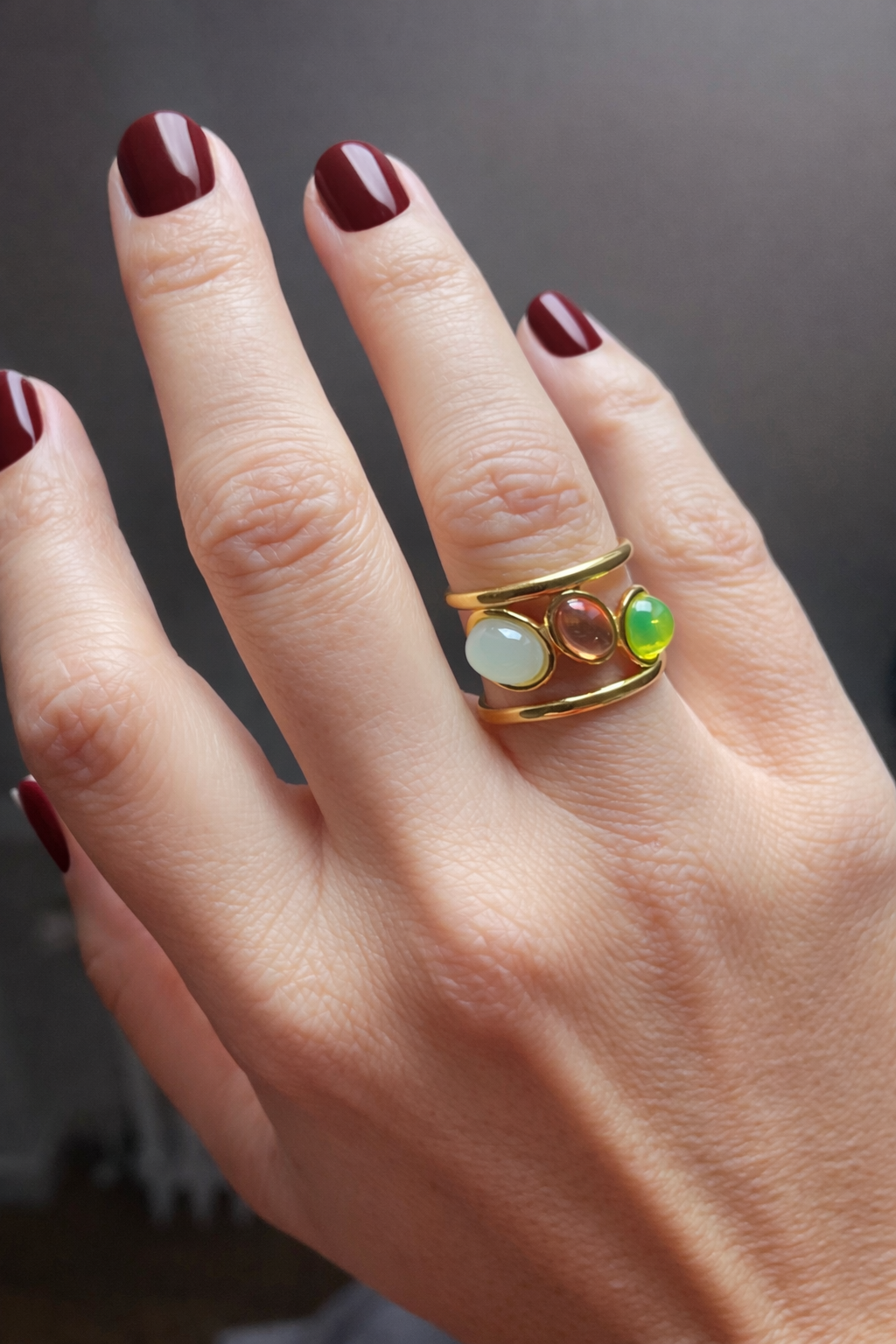 ANILLO SIGRID CON TRIO DE PIEDRAS