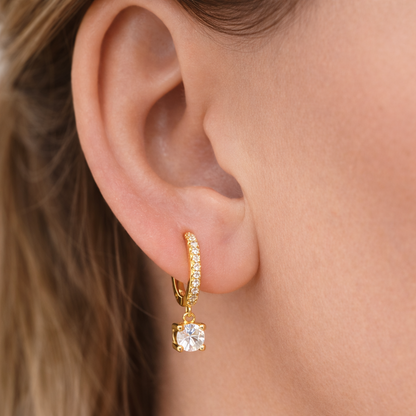 PENDIENTES PIEDAD. Pendientes aros de Plata de Ley 925 bañados en oro con circonitas y colgante de circonita blanca