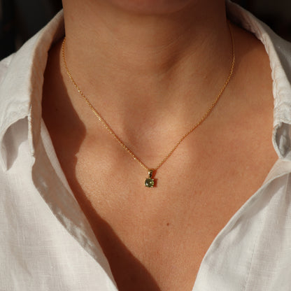 COLLAR CINTIA. Collar de plata de ley 925 bañado en oro de 18K y colgante con circonita amarilla