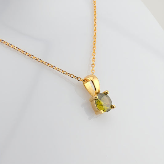 COLLAR CINTIA. Collar de plata de ley 925 bañado en oro de 18K y colgante con circonita amarilla