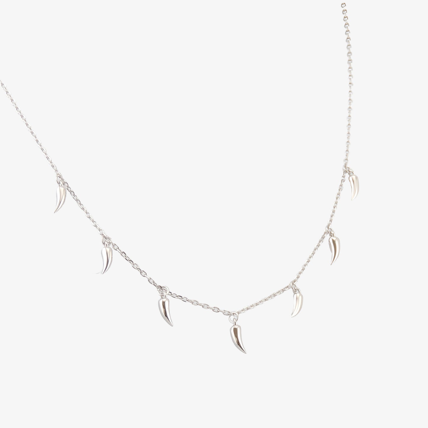COLLAR NEREA. Cadena de Plata de Ley 925 con detalles en forma de jalapeño