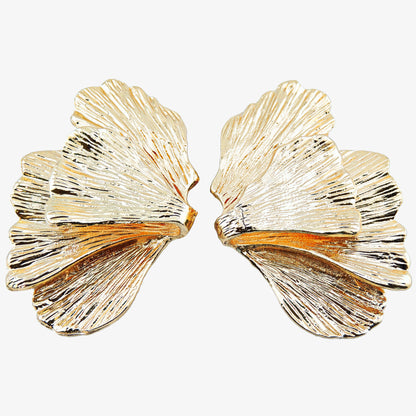 PENDIENTES LIDIA. Pendientes dorados diseñados para fiestas