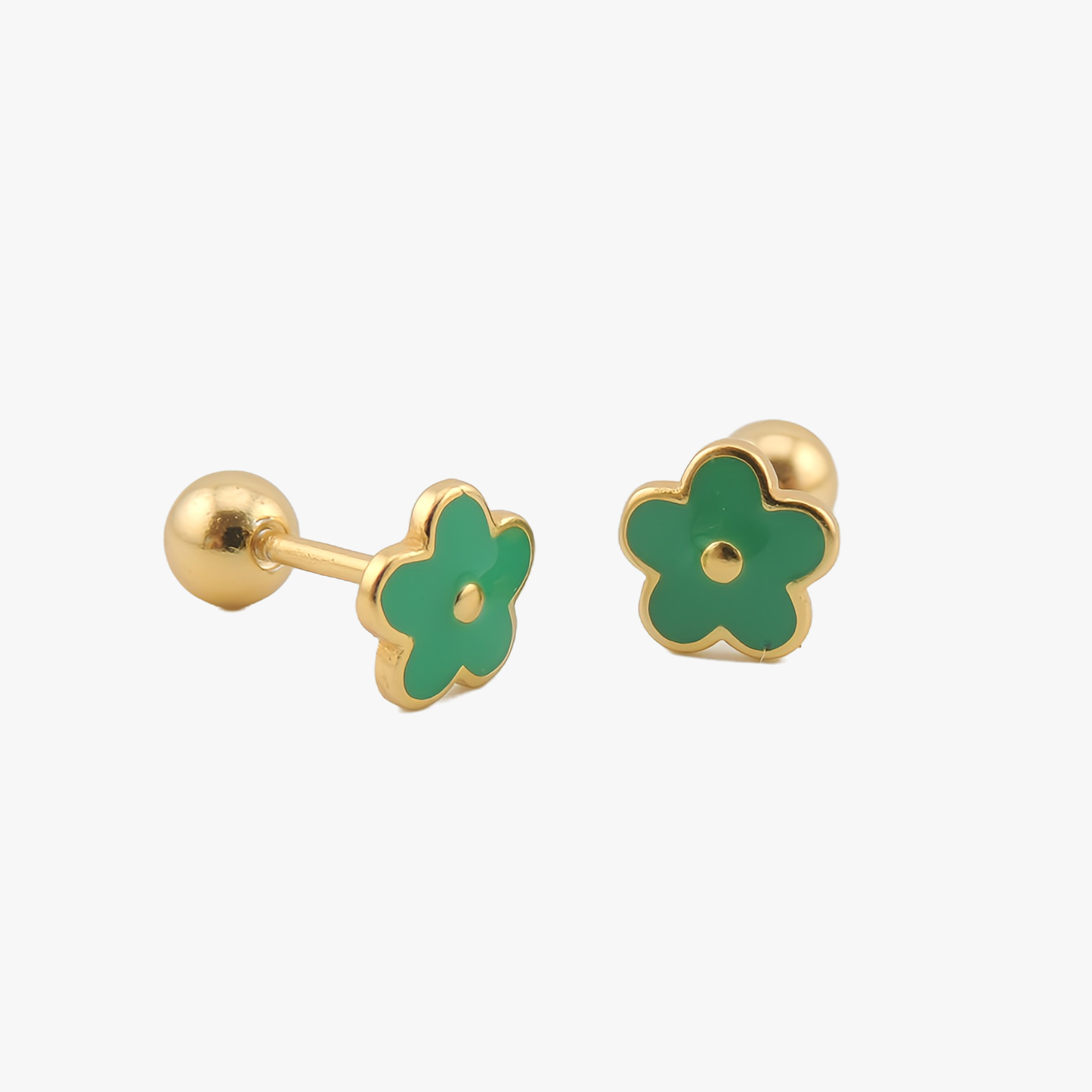 PENDIENTES AIDA. Pendiente de Plata de Ley 925 con forma de margarita esmaltada en color verde. Tuerca con forma de bola especial para niñas.