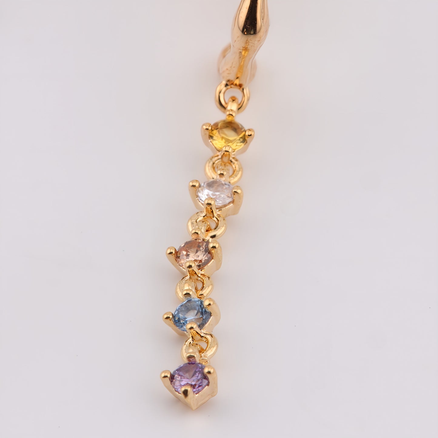 PENDIENTES ARIA. Pendientes largos en Plata de Ley con circonitas de colores