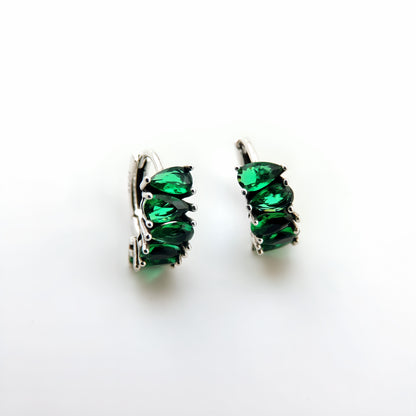 PENDIENTES GAIA. Aros en Plata de Ley 925 con circonitas en color verde