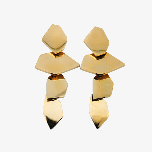 PENDIENTES BLANCA. Pendientes largos de acero inoxidable bañados en oro  perfectos para fiestas