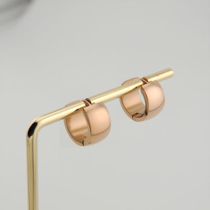 PENDIENTES CRISTINA. Aros pequeños de acero inoxidable en color oro rosa