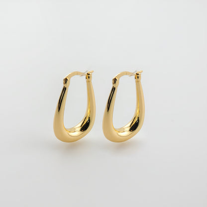 PENDIENTES LUCIA. Aros en plata de ley 925 bañada en Oro de 18k