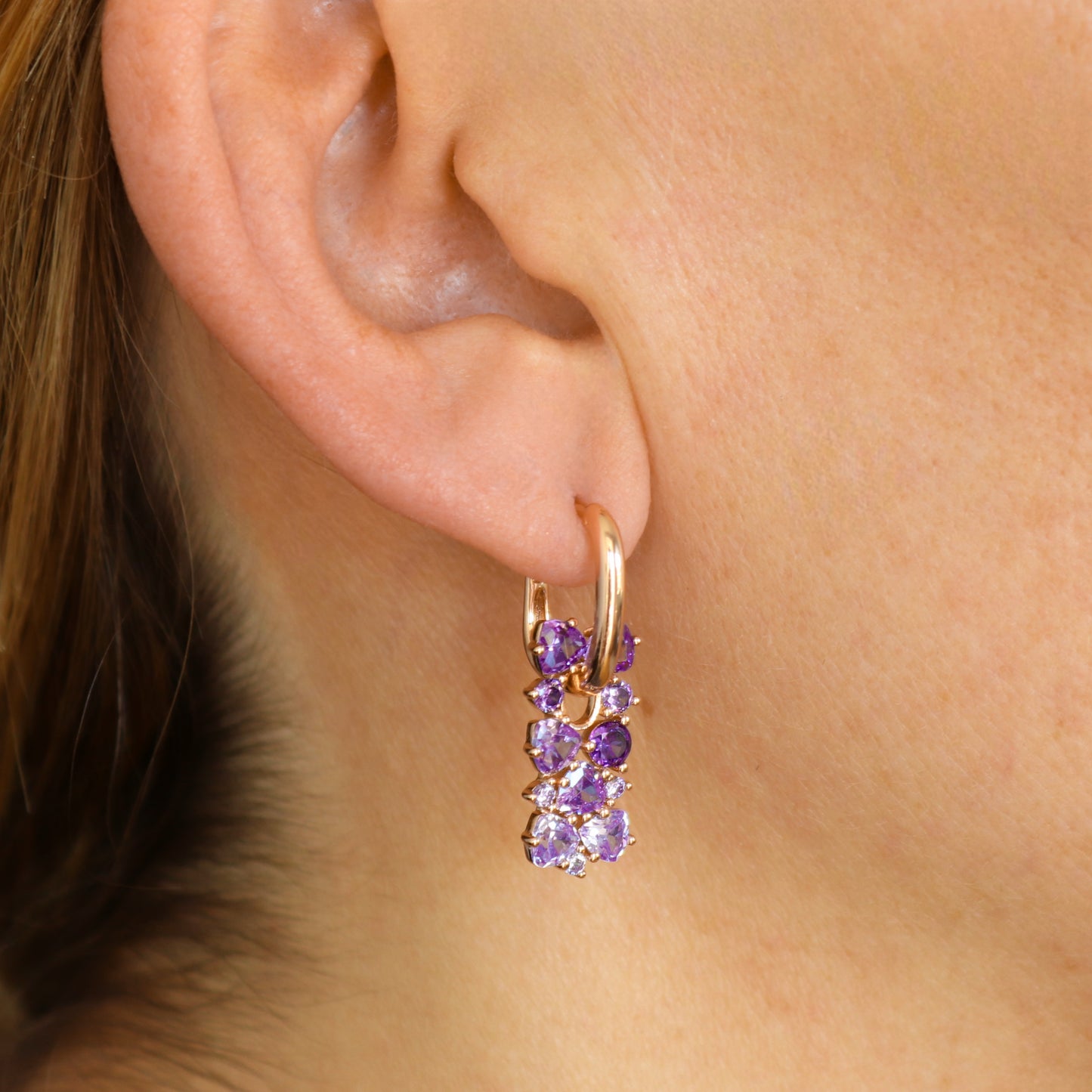 PENDIENTES RITA. Pendientes bañados en oro rosa 585 con circón natural púrpura