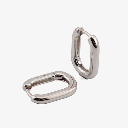 PENDIENTES VICTORIA. Aros pequeños en Plata de Ley 925