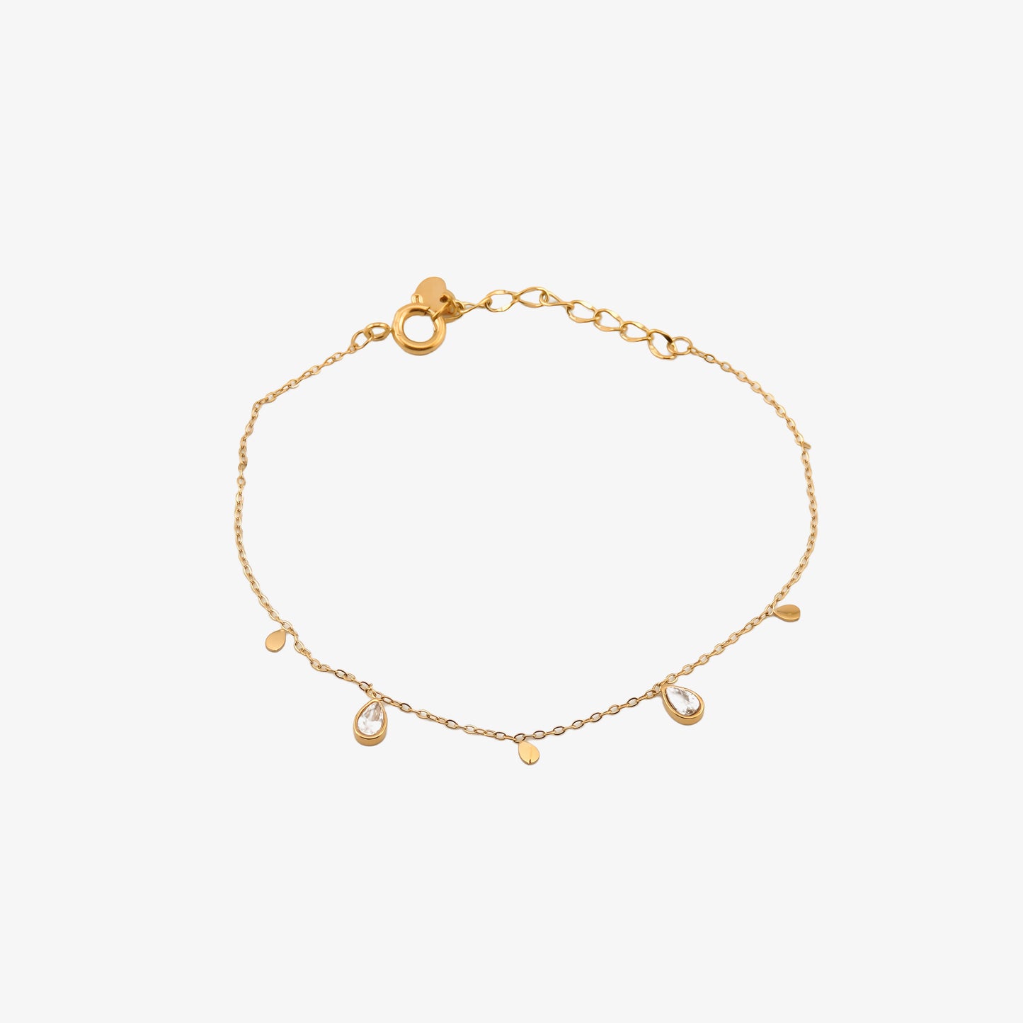PULSERA NIEVES. Pulsera ajustable de acero inoxidable bañada en oro con adornos de piedras