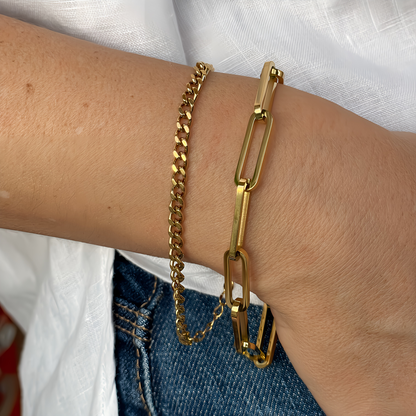 PULSERA MABEL. Pulsera de acero inoxidable bañado en oro