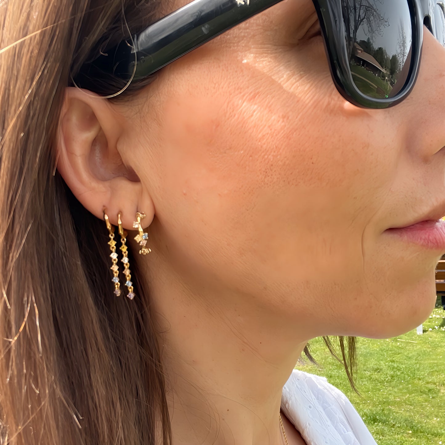 PENDIENTES BECCA. Aros en Plata de Ley con circonitas de colores