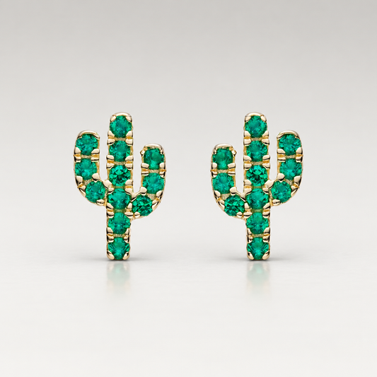 Pendientes de botón pequeños de plata de ley 925 bañada en oro con cactus de circonitas verdes