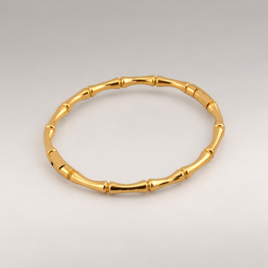 Brazalete rígido de acero inoxidable bañado en oro con forma de caña de bambú, de 66 mm de diámetro